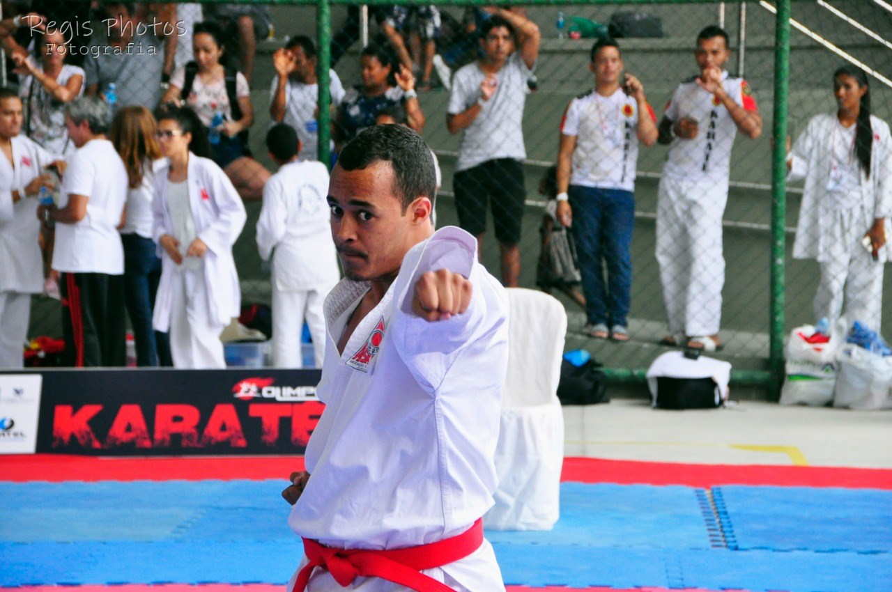 Camacã: Atletas conquistam medalhas na 10ª Copa Cacau de Karatê em Porto Seguro com apoio da Prefeitura